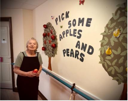 apples and pears wall